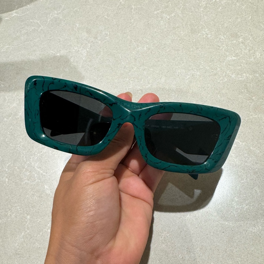 Prada Sunglasses SPR-13Z